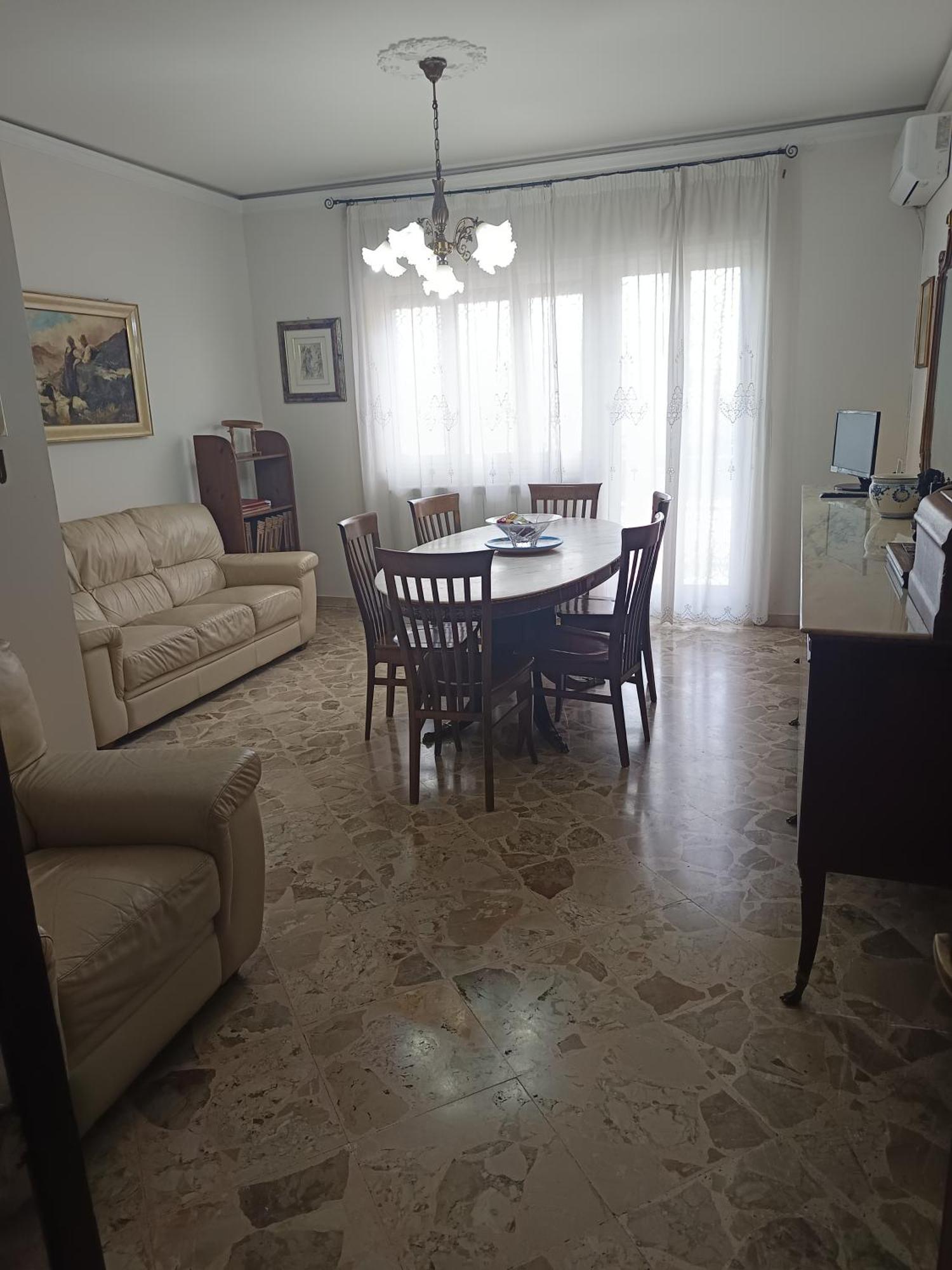 New Dawn Apartment, Appartamento Turistico, Casa Per Vacanza, Tre Camere Indipendenti CTA Exterior foto